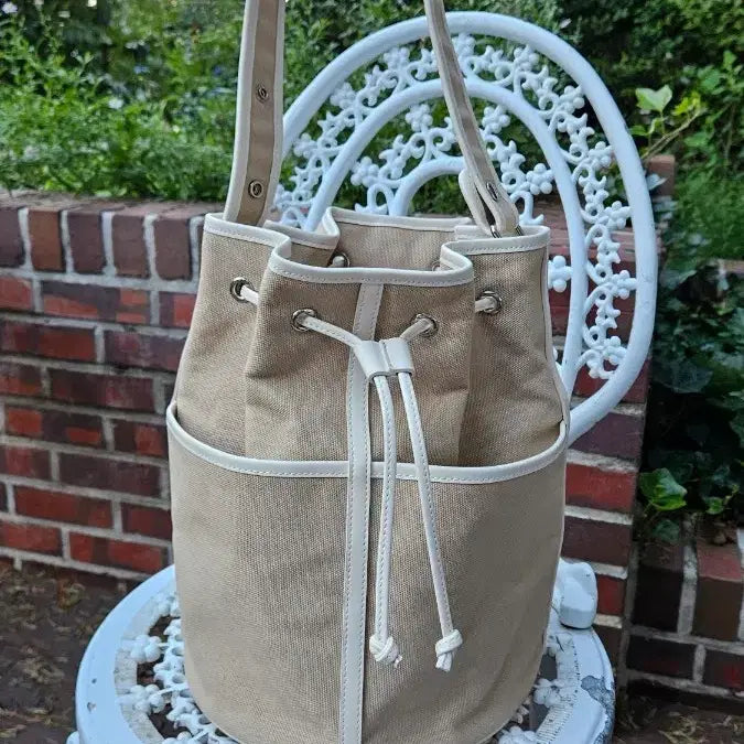 [BUNJANG] Yeongli Yeongli Canvas Bucket Bag / 영리영리 가방