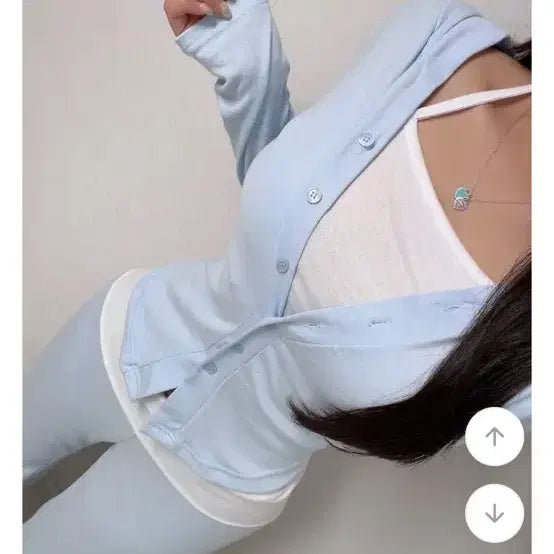 [BUNJANG] Ablie Halter Color-Block Training Two-Piece Set / 에이블리 홀터배색 트레이닝 투피스 세트 수입의류 슬림