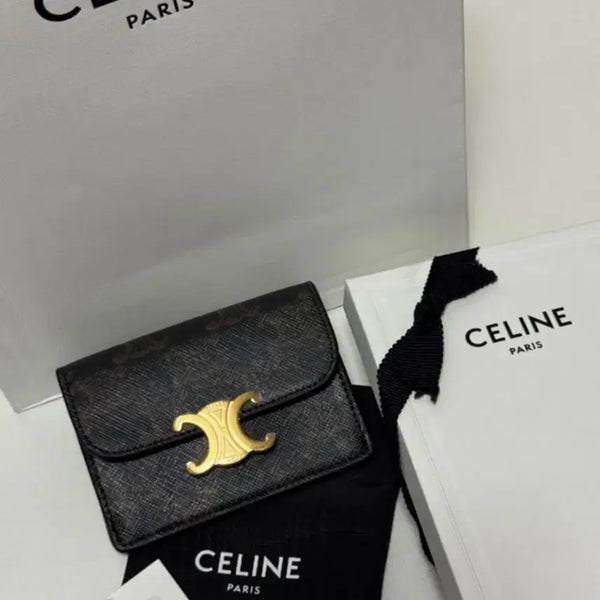 [BUNJANG] Celine Triomphe Flap Card Holder / 셀린느 트리옹프 플랩 카드지갑