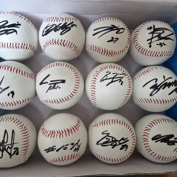 [BUNJANG] Hanwha Eagles Signed Baseball / 한화이글스 친필싸인볼 판매합니다