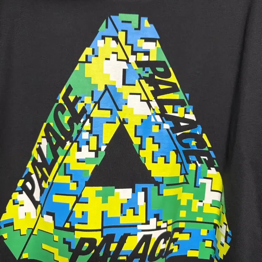 [BUNJANG] Palace Tri-Ferg Hoodie (Large) / [L] 팔라스 트라이디지 후드티 판매합니다.