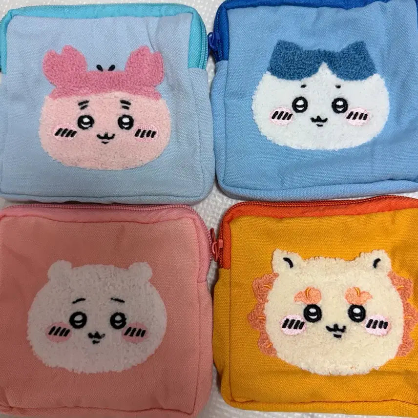 [BUNJANG] Chikawa Hachiware Shisha Kani Pouch Set / 먼작귀 치이카와 하치와레 시샤 카니 파우치세트