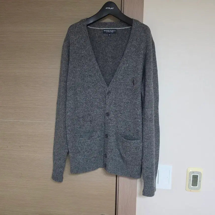 [BUNJANG] Charcoal Wool Cardigan - Medium / 차콜울가디건 M사이즈