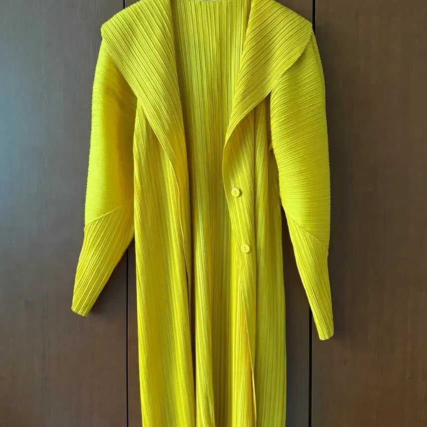 [BUNJANG] Pleated Long Jacket Yellow / 플리츠 롱 자켓 옐로우
