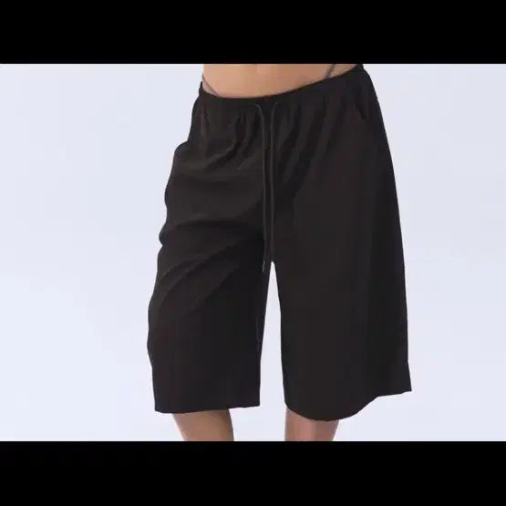 [BUNJANG] Danff V Strap Bermuda Pants Brown / 댄프 v 스트랩 버뮤다 팬츠 브라운
