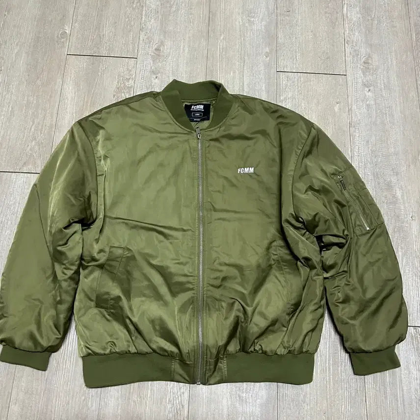 [BUNJANG] FCM M PUFFER MA-1 Short Jacket Khaki L / [fcmm] 푸퍼 MA-1 숏 자켓 카키 - L사이즈