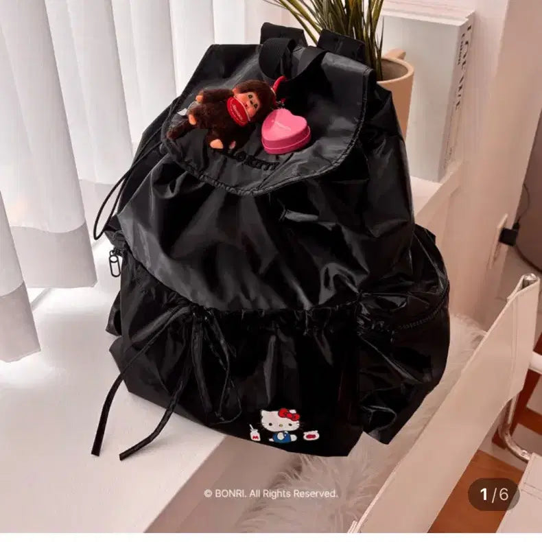 [BUNJANG] Hello Kitty Glossy Backpack / 헬로키티) 글로시 백팩