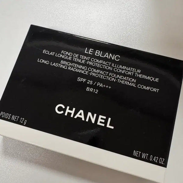 [BUNJANG] Chanel Le Blanc Brightening Compact Foundation SPF 25 PA+++ BR12 / 샤넬 르 블랑 브라이트닝 컴팩트 파운데이션 BR12