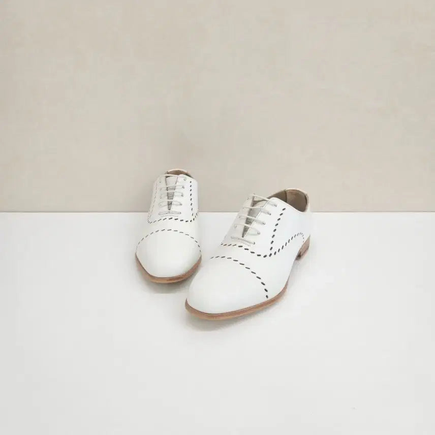 [BUNJANG] Hermes White Perforated Loafers Size 37 / 에르메스 화이트 펀칭 로퍼 37
