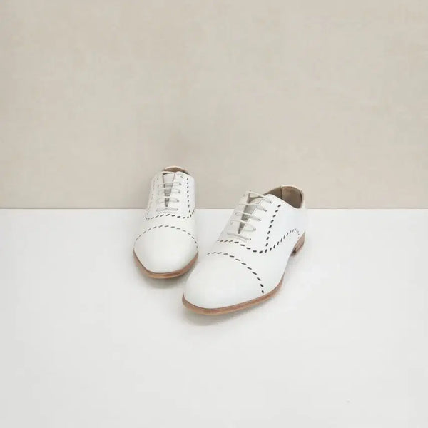 [BUNJANG] Hermes White Perforated Loafers Size 37 / 에르메스 화이트 펀칭 로퍼 37