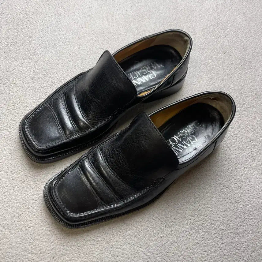 [BUNJANG] Versace Leather Loafers - Size 260 / [40] 베르사체 레더 로퍼 -260