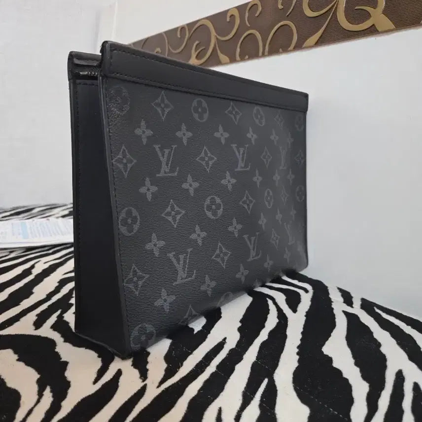 [BUNJANG] Louis Vuitton Pochette Voyage Clutch Monogram / 루이비통 포쉐트 보야주 클러치