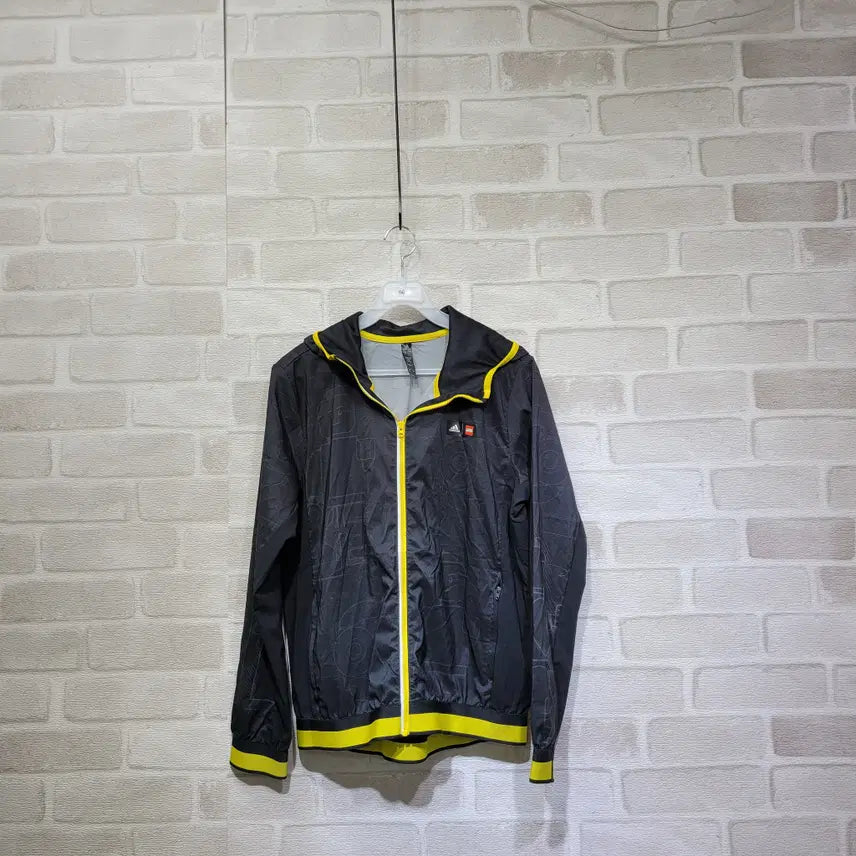 [BUNJANG] Adidas Windbreaker Jacket 150 / ㅎ1542 아디다스 바람막이 150