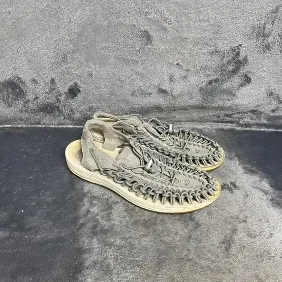 [BUNJANG] KEEN 280mm Sandals / 킨 샌들 280