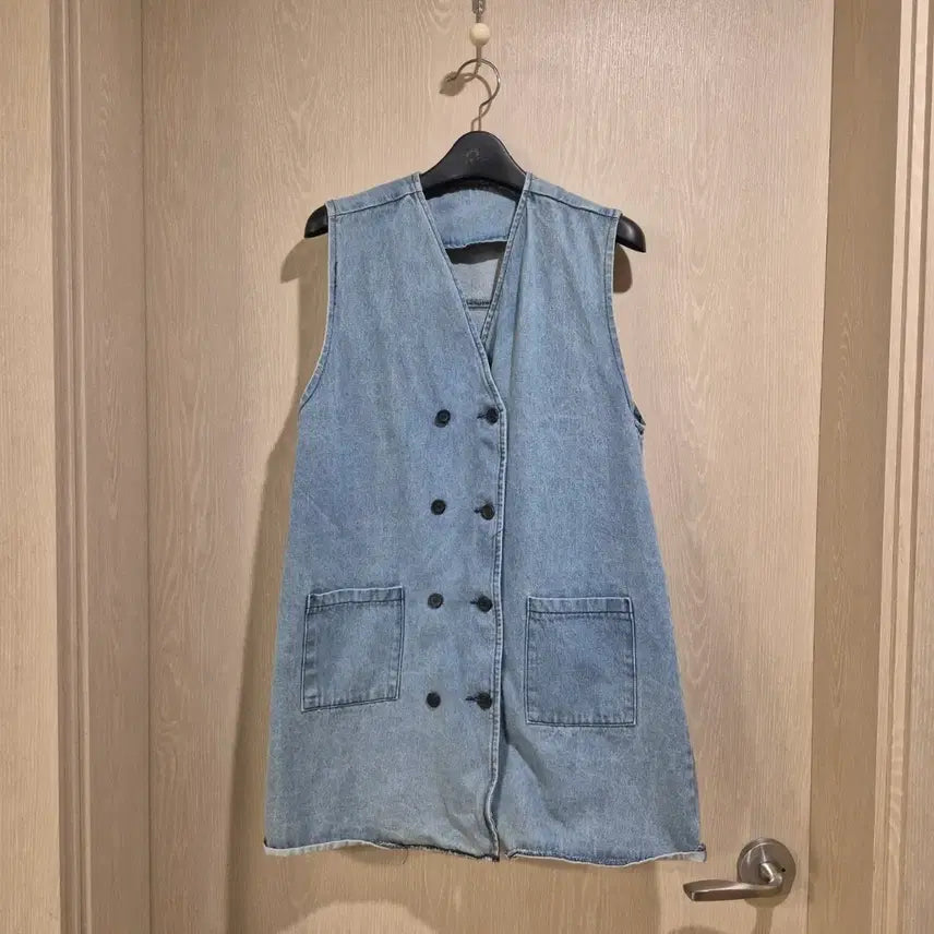[BUNJANG] Denim Vest Double Button Pocket Design Size 77 / 청자켓 조끼 더블 버튼 포켓 디자인사이즈77