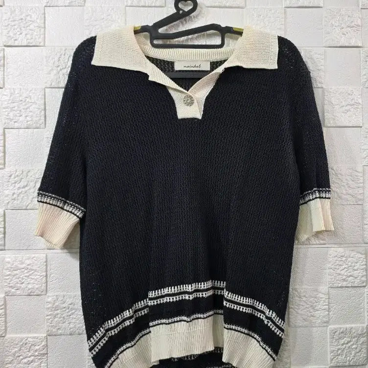 [BUNJANG] Round Neck Knit Sweater / 라운드넥 니트 55-66