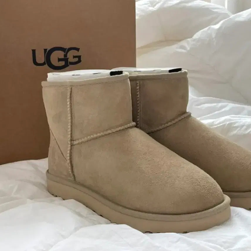[BUNJANG] Ugg Classic Mini Sand (US Authentic) Size 240 / (미국 정품) 어그 클래식 미니 240
