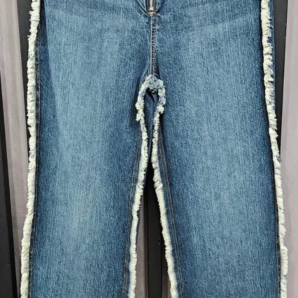 [BUNJANG] MOMMANWA Y2K Fringe Wide Leg Jeans (Size 1) / [택달린새상품]Y2K/남녀공용] 몸만와 콘데님 프린지 와이드 청바지 1사이즈