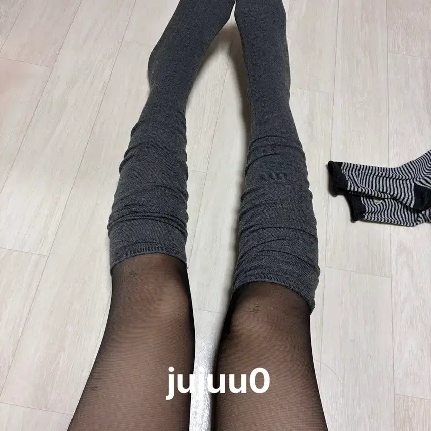 [BUNJANG] Charcoal Pleated Long Socks / 차콜 주름 롱니삭스