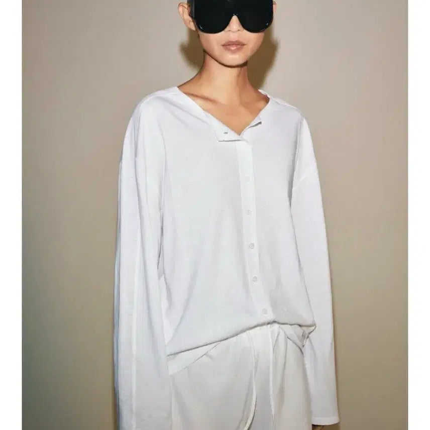 [BUNJANG] Zara Button T-Shirt - White / 자라 버튼 티셔츠 - 화이트