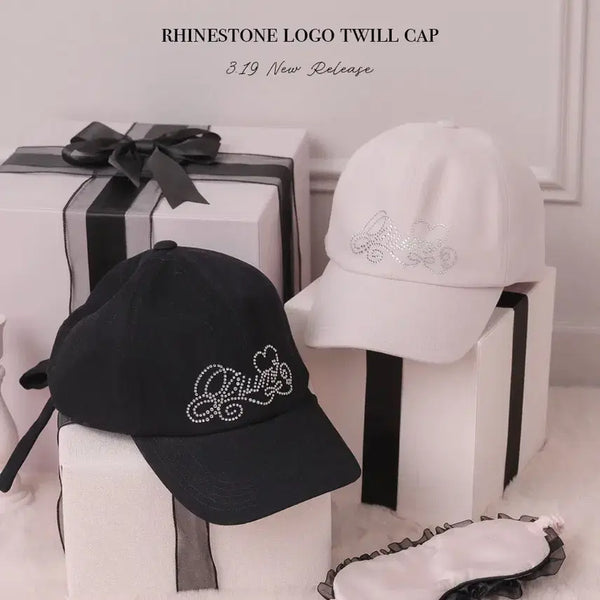 [BUNJANG] Pium Rhinestone Logo Twill Cubic Cap / pium 피움 라인스톤 로고 트윌 큐빅 캡모자 양산형 지뢰계 스나계 뉴에라 호비아카 리즈리사 디마럽 로지타 미셸마카롱 허니뮤 안미르 에블린