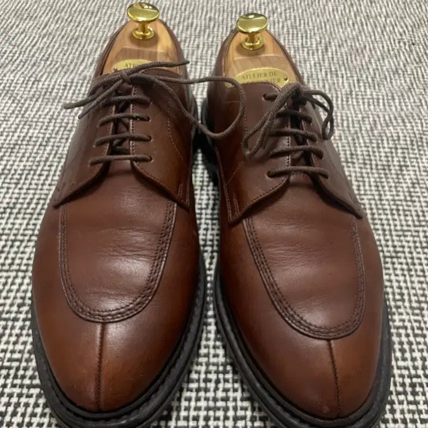 [BUNJANG] Loake Wimbledon U-Tip Derby Shoes Brown / [Loake 윔블던 유팁 더비 슈즈 / 브라운]