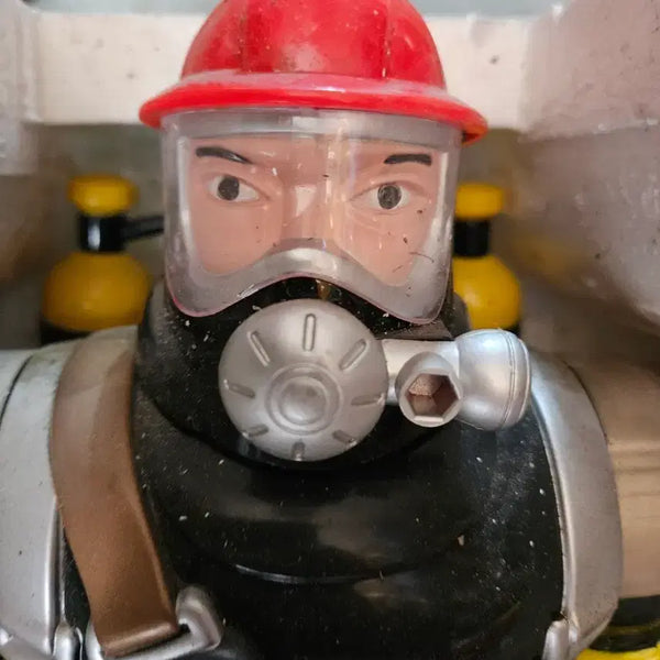 [BUNJANG] Vintage Firefighter Toy for Display / 오래된 소방관 장난감  전시용 #고전문구 #완구