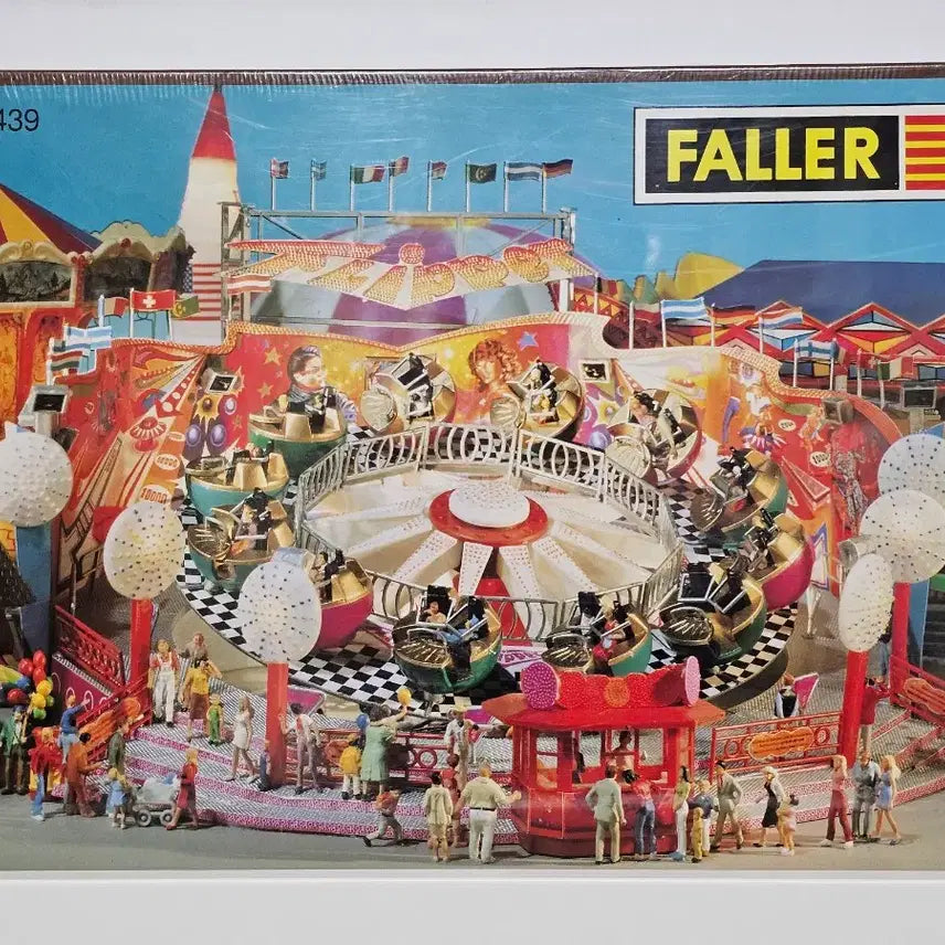 [BUNJANG] Faller Flipper Roundabout (HO 439) Model Kit / FALLER(펠러) - Flipper Roundabout (HO 439)