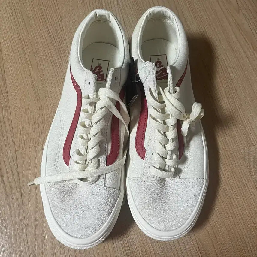 [BUNJANG] Vans Style 36 White Red 275mm / [새제품] 반스 스타일 36 275mm