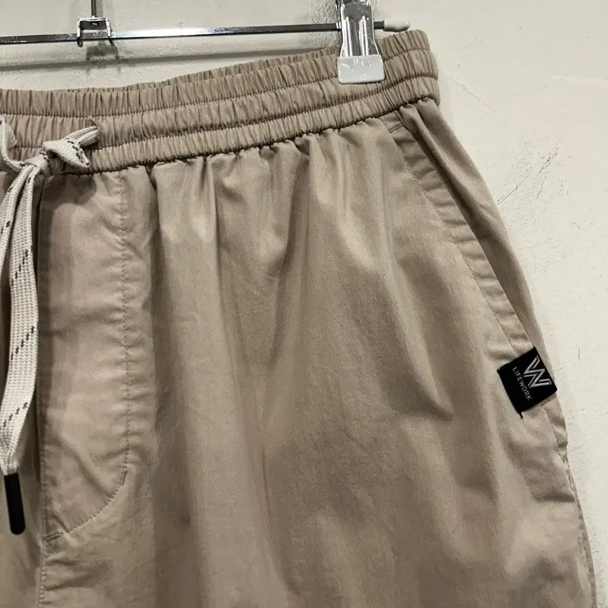 [BUNJANG] LifeWork Lightweight Spandex Nylon Shorts / 라이프워크 경량 스판 나일론 숏츠 반바지