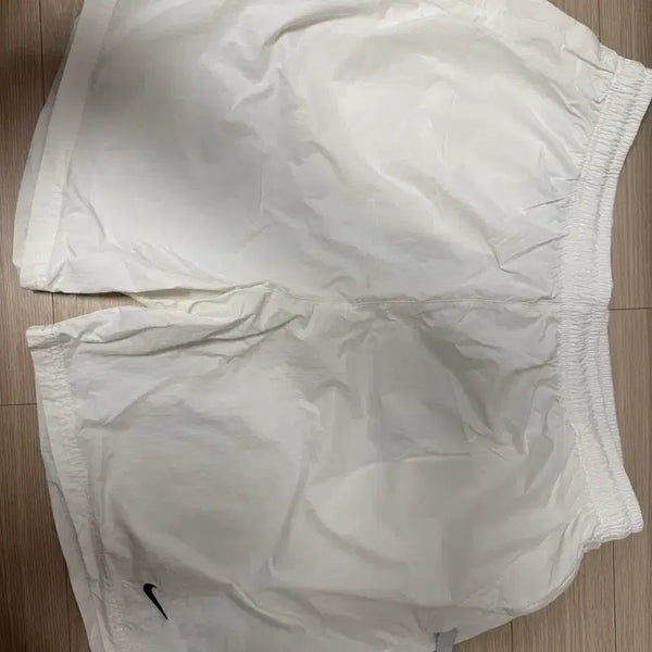 [BUNJANG] Nike White Shorts XXL / 나이키 화이트 반바지 XXL