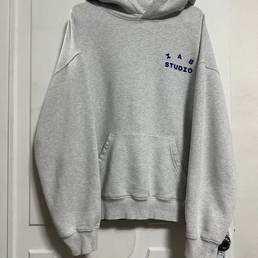 [BUNJANG] IAB Studio Hoodie / 아이앱스튜디오 후드티