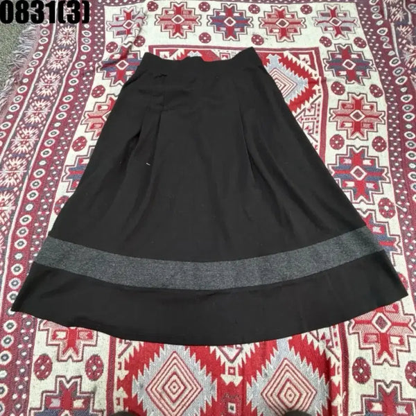 [BUNJANG] MLB Flare Long Skirt Black Grey / MLB 플레어 스커트 롱 블랙 그레이 배색 70 9/1