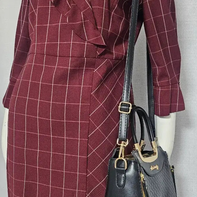 [BUNJANG] MICHAA Zipper Lined Dress / it  MICHAA 자크 안감 이쁜 원피스