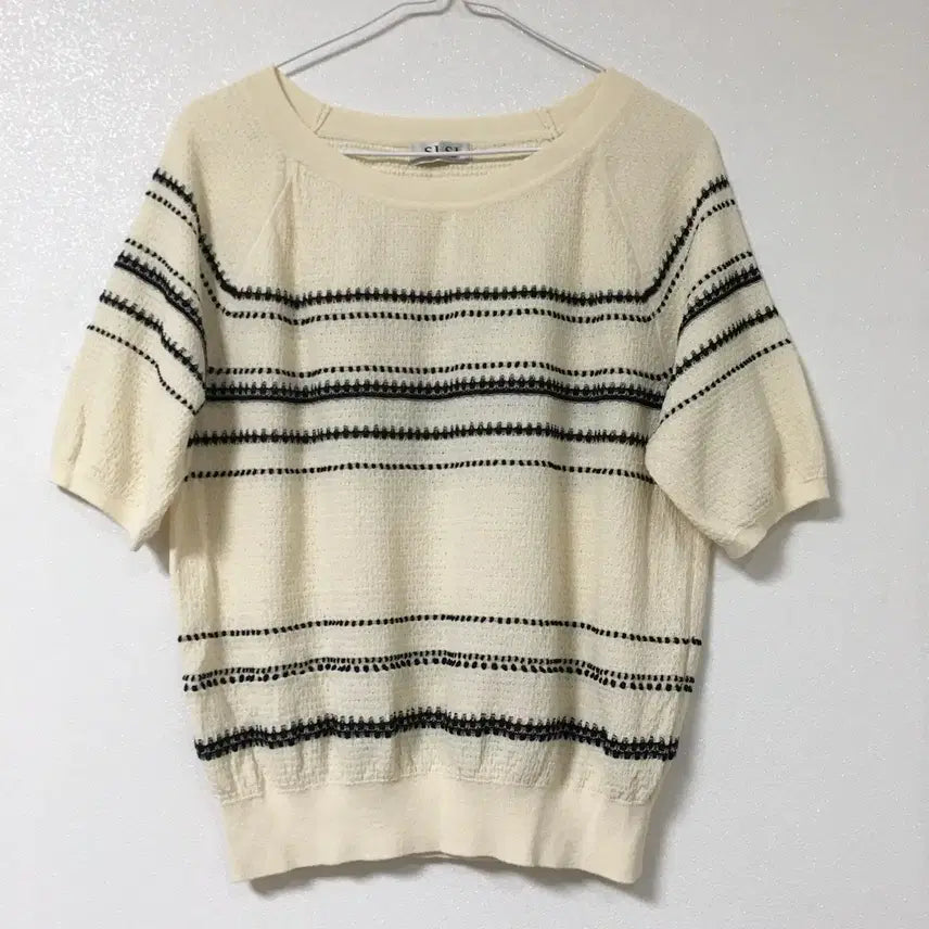 [BUNJANG] SJSJ Half Sleeve Knit Top (Size F) / SJSJ 에스제이 반팔 니트 F