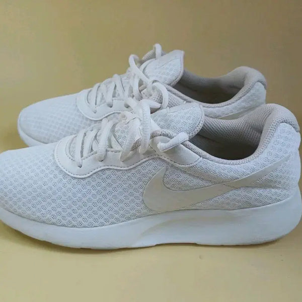 [BUNJANG] Nike Tanjun White 250mm Sneakers / 나이키 탄준 화이트 250mm 운동화
