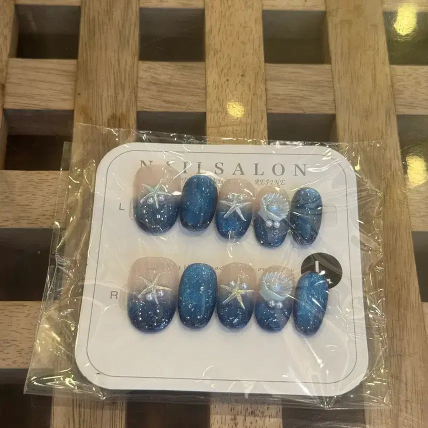 [BUNJANG] Handmade Blue Glitter Sea Theme Nail Tips - Size L / 수제네일팁 L