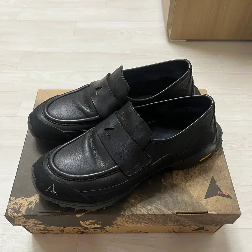 [BUNJANG] Roa Leather Loafers Size 44 (280) / 로아 로퍼 44사이즈(280)