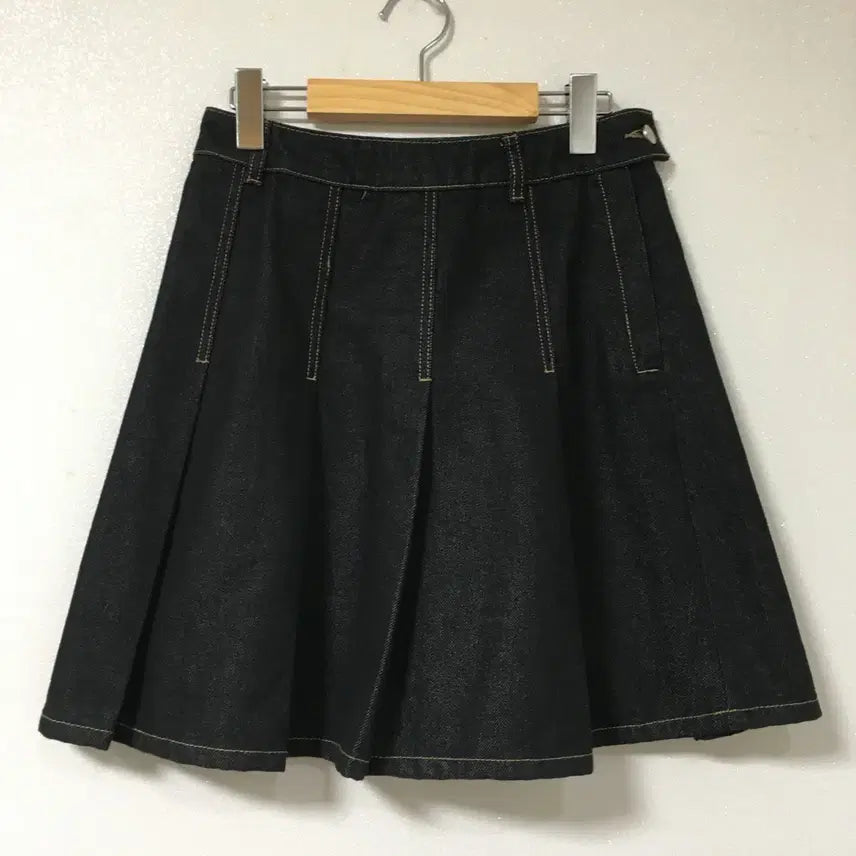 [BUNJANG] Marithe Francois Girbaud Denim Flare Skirt S / 마리떼 프랑소와 저버 데님 플레어 스커트 S
