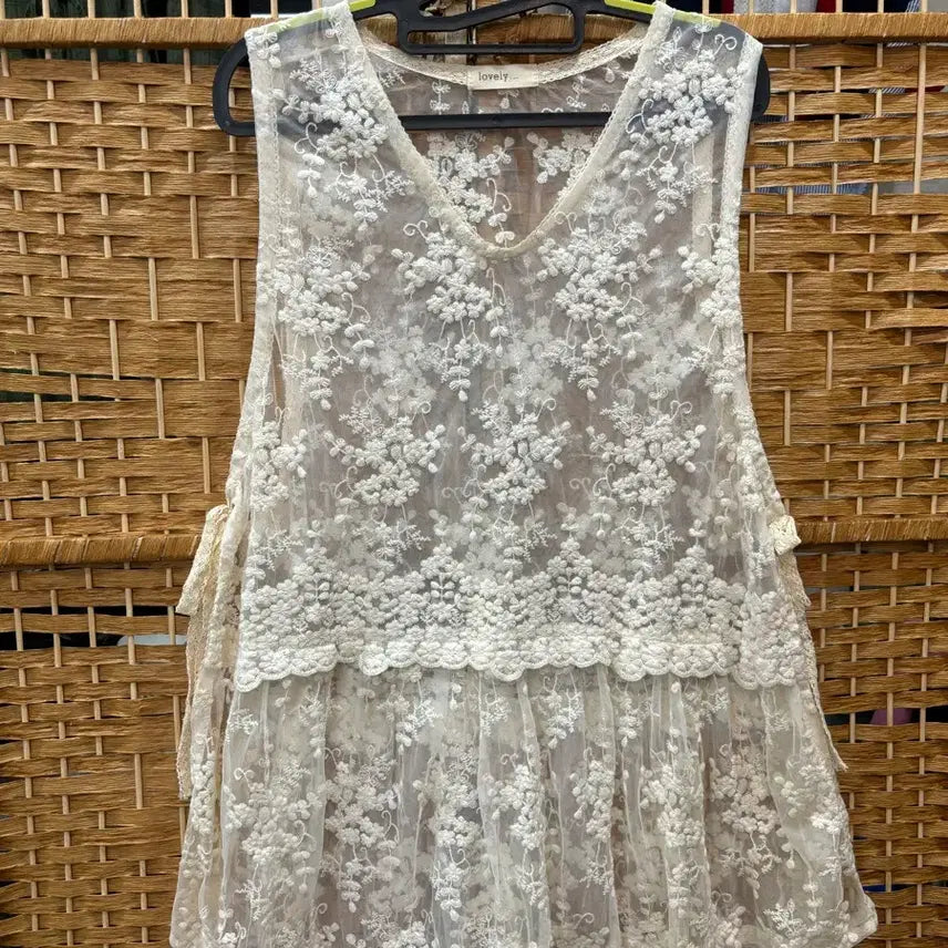 [BUNJANG] Ivory Lace Bustier / 레이스 뷔스티에