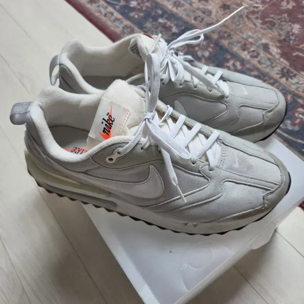 [BUNJANG] Nike Air Max Dawn 270mm Sneakers / 나이키 에어맥스 던 270사이즈