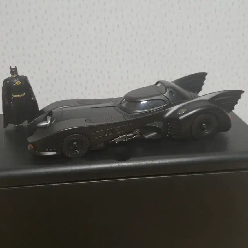 [BUNJANG] Batman Batmobile Metal Figure / 배트맨 피규어 메탈 베트카 배트모빌