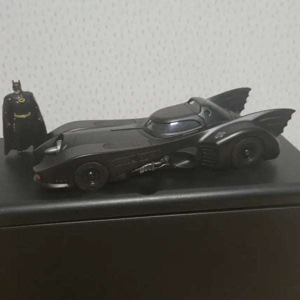 [BUNJANG] Batman Batmobile Metal Figure / 배트맨 피규어 메탈 베트카 배트모빌