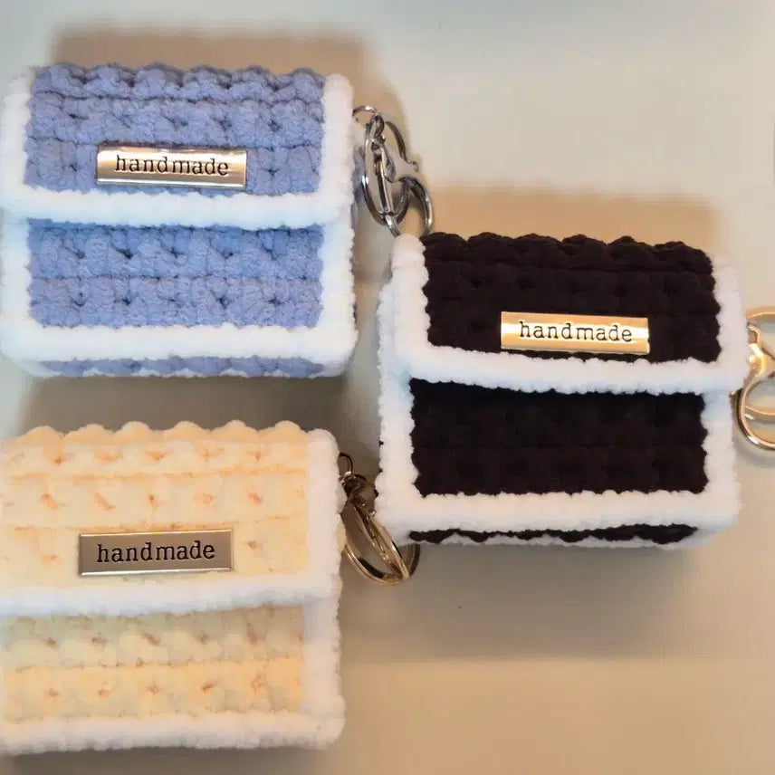 [BUNJANG] Handmade AirPod/Buds Case Keychain / [미사용] 핸드메이드 에어팟/버즈 케이스 키링