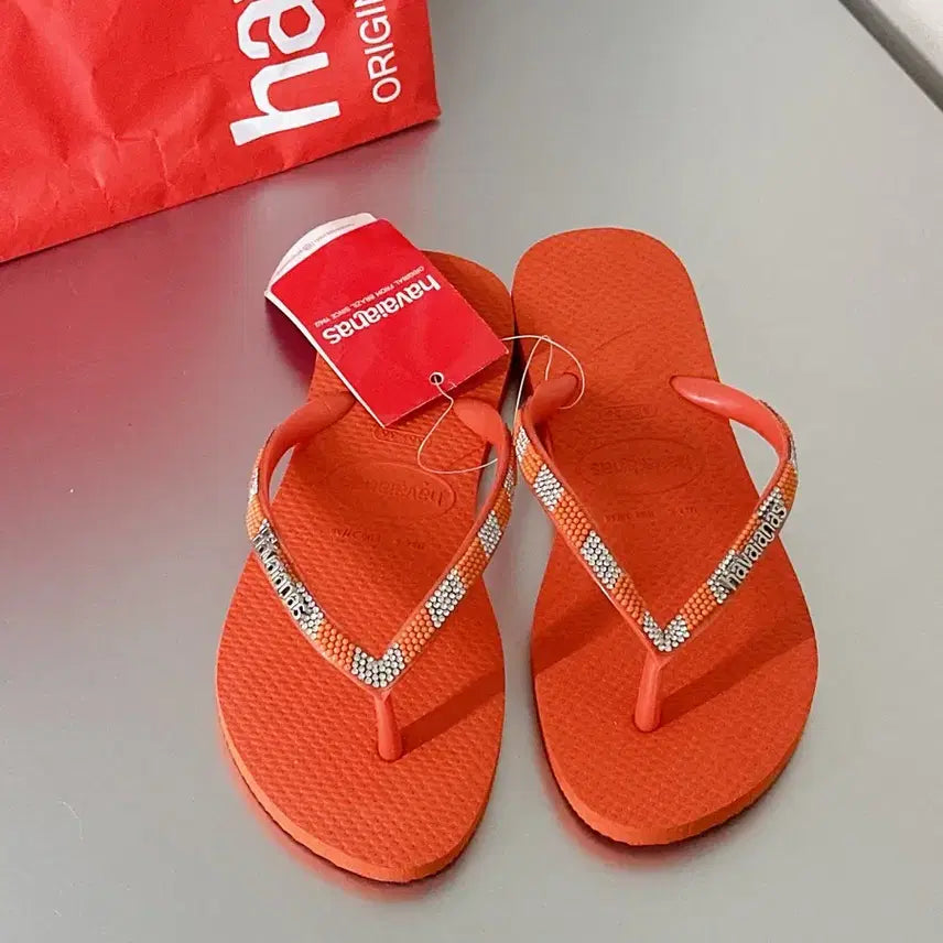 [BUNJANG] Havaianas Cubic Sandals Size 35-36 (US 6) / (225-230) 하바이아나스 큐빅 샌들