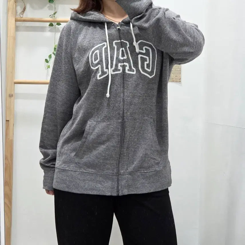 [BUNJANG] GAP Grey Logo Hoodie Zip-up L / [L]GAP 갭 로고 후드집업 그레이