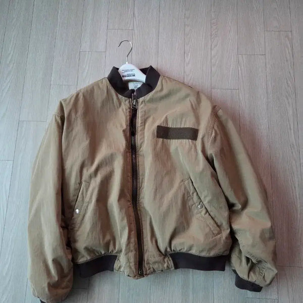 [BUNJANG] Envelope Bomber Jacket Khaki Size 2 / 엔벨로프 봄버 2사이즈 카키