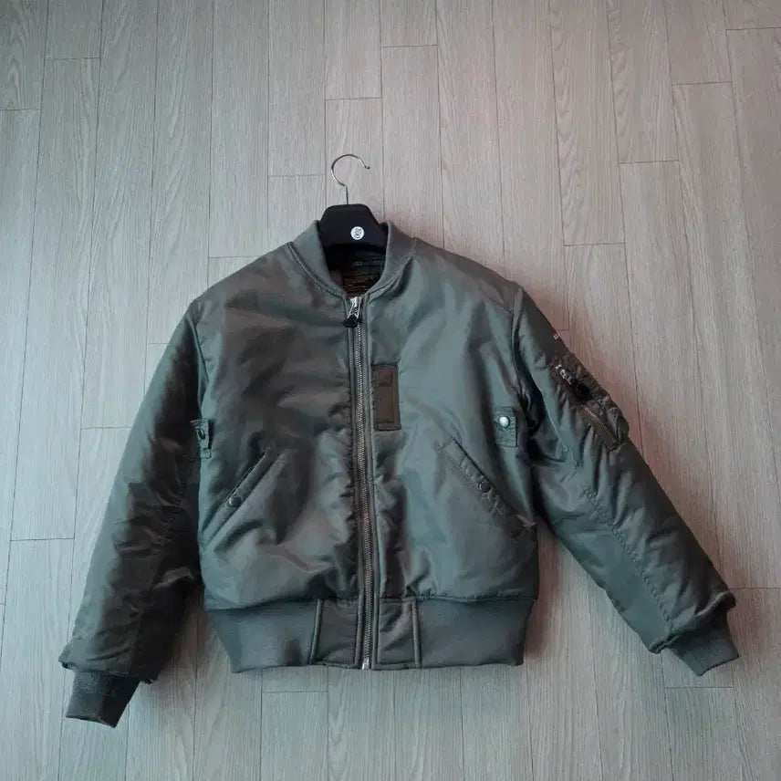 [BUNJANG] Outstanding 10th Anniversary MA-1 Jacket Size S / 아웃스탠팅 10주년 ma-1 S사이즈