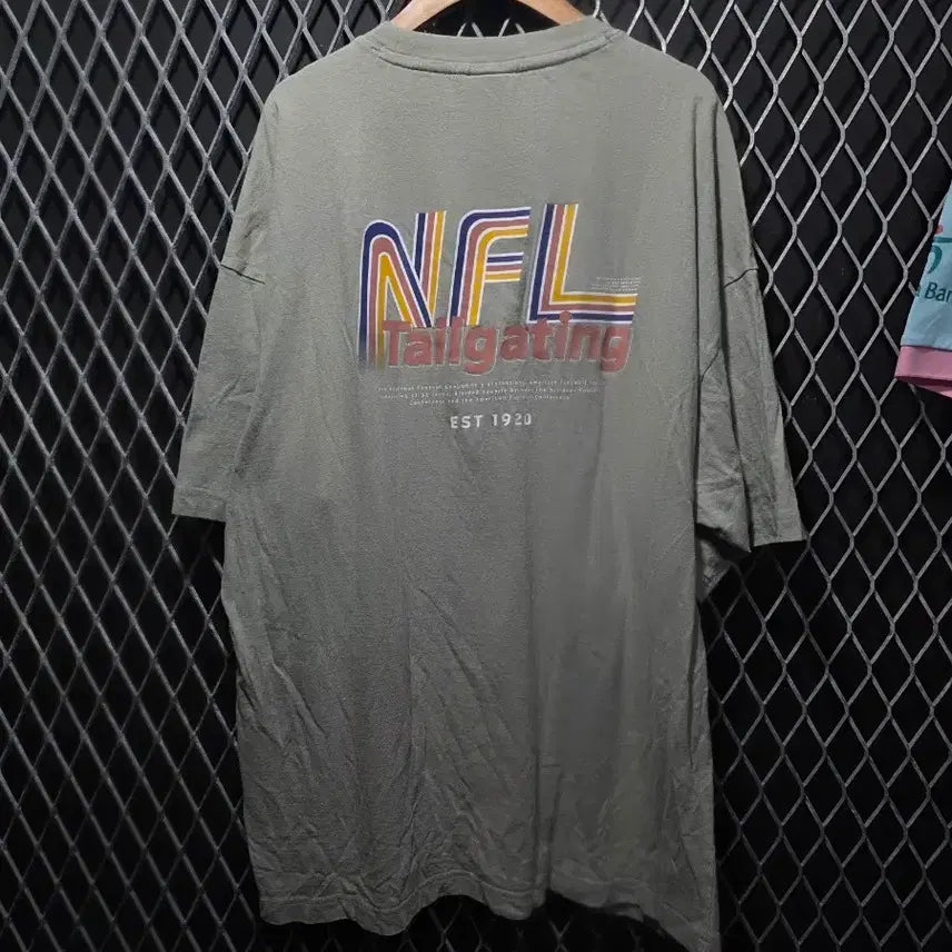 [BUNJANG] NFL Graphic T-Shirt XL / NFL 반팔 XL