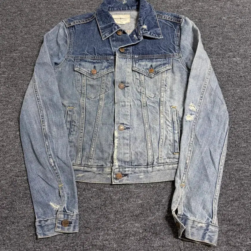 [BUNJANG] Denim & Supply Ralph Lauren Denim Trucker Jacket / 데님앤서플라이 랄프로렌 데님 트러커 자켓